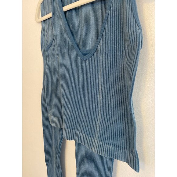 Aura Ribbed Blue Athletic Tank Top & Leggings Set Size M/L - Picture 2 of 5